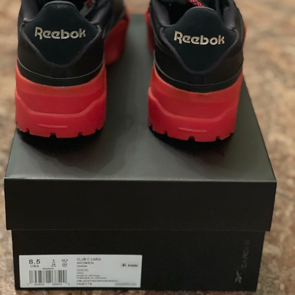 BRAND NEW REEBOK X CARDI B CLUB C